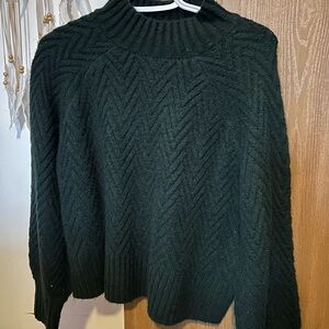 Women's Dark Green Sweater